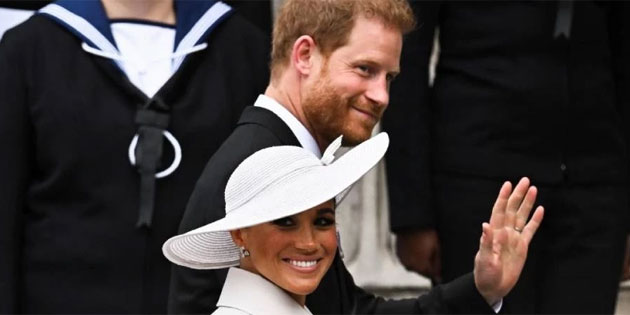 Kraliyetten Harry ve Meghan'a resmi s�n�r: Sade vatanda� muamelesi g�recekler