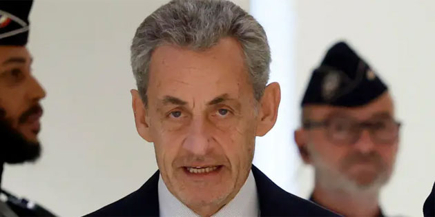 Eski Fransa Cumhurbakan Sarkozy'yi be yl hapis cezas verildi