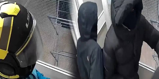 EV� BASILAN T�RK 4 GASP�IYI KOVALADI 