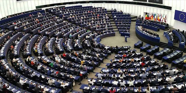 AP T�RK�YE ALEYH�NDEK� KARARLAR ���N RUMLARDAN �ZAHAT �STED� 