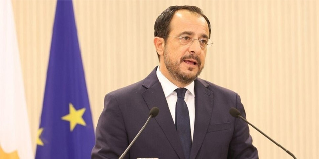 RUM L�DER M�ZAKERE HAZIRLI�I ���N ANAYASA UZMANI G�REVLEND�RD� 