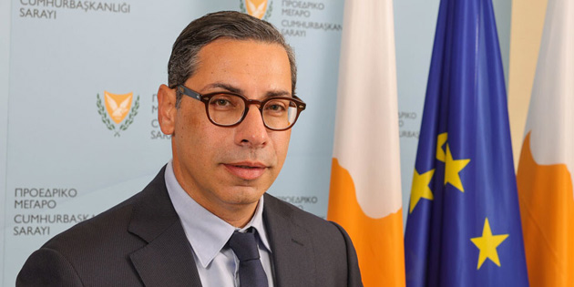 RUM DI���LER� BAKANI KEND� KEND�NE GEL�N G�VEY OLDU! 