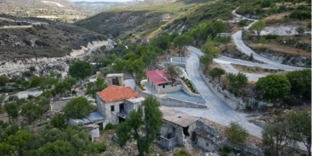 RUM TOPRA�I HARA� MEZAT YAPANCILARIN EL�NE GE��YOR 