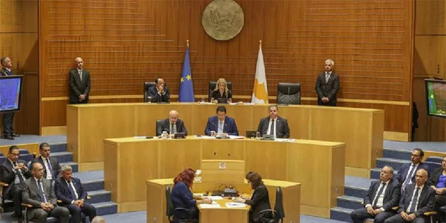 Rum Meclisi'nde trafik kameras� cezalar� tart���ld�