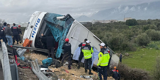 Ertu�rulo�lu’ndan Antalya ve Burdur'daki kazalarda hayat�n� kaybedenler i�in ba�sa�l��� mesaj� 