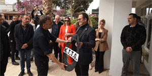 Sendikalar, K�br�s T�rk Ticaret Odas�'n� k�nad�; Oda'ya siyah �elenk b�rakt�