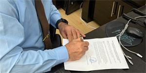 Millet Bah�esi yerle�kesindeki cami i�in protokol imzaland�