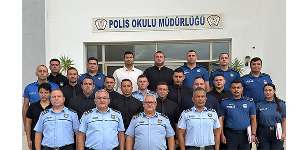 Polis okulunda hizmet i�i e�itimlere devam ediliyor