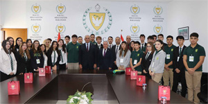 avuolu, Namk Kemal Lisesi ve stanbul Vefa Lisesi rencilerini kabul etti