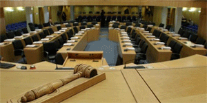 Rum Y�netimi'nde Meclis Ba�kan� art�k iki turda se�ilecek