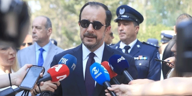 Hristodulidis, Zelensky ile grmek zere Kiev'de