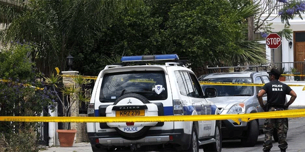 Larnaka’da ��pheli �l�m