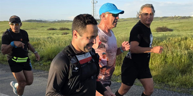 SOS �ocuk K�y� yarar�na 26 kilometrelik yol ko�usu d�zenlendi