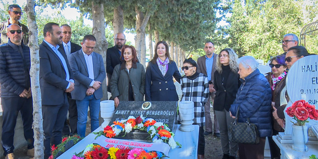 Ahmet Mithat Berbero�lu, 24’�nc� �l�m y�l d�n�m�nde an�ld�