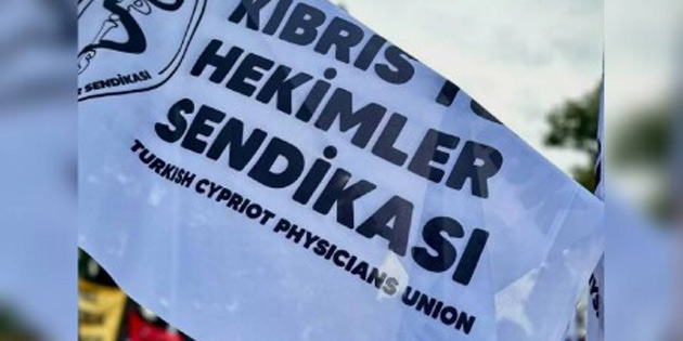 DOKTORLAR BUG�N EYLEM YAPIYOR 