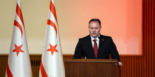 �zt�rkler KKTC Milli Tak�m�n� tebrik etti