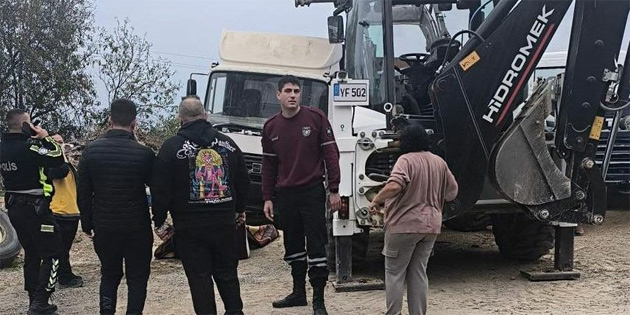 Tamir ettii kamyonun altnda kalan ahs yaamn yitirdi