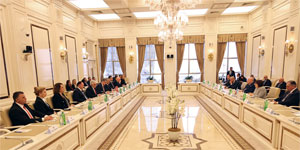 Meclis Ba�kan� �zt�rkler Bak�’de