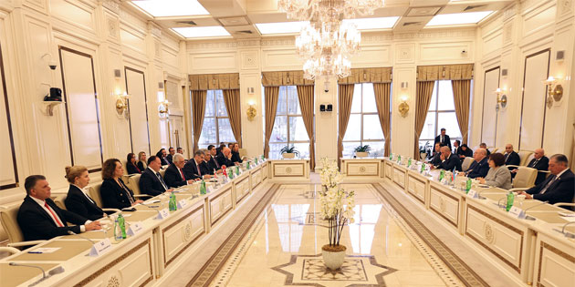 Meclis Ba�kan� �zt�rkler Bak�’de