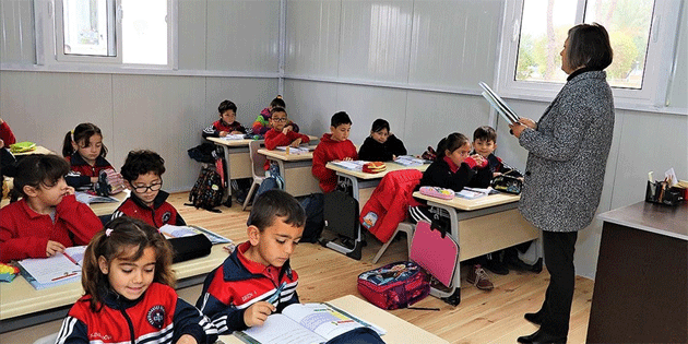 Devlet okullarnda 2025-2026 eitim retim yl Pazartesi gn balayacak