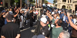 Aileler, Girne Mahkemesi �n�nde �a�r� yapt�: Esas su�lular� mahkemeye getirsinler