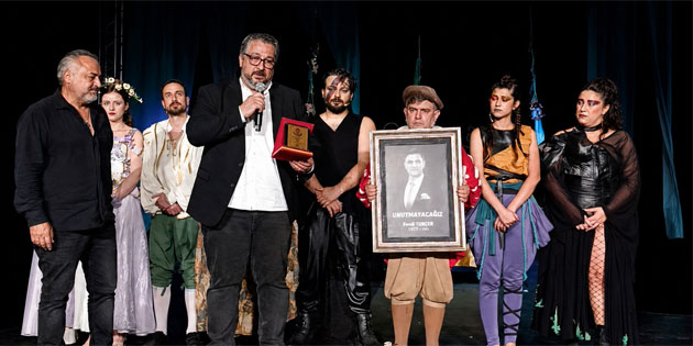Bir Yaz Gecesi R�yas�, d�n ak�am Girne Amfi Tiyatro’da sahnelendi