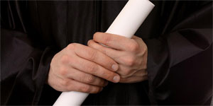T�rkiye’de sahte diploma d�zenleyene hapis cezas� geliyor