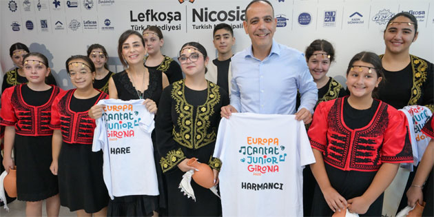 LBO �oksesli Gen�lik Korosu �spanya’da e�itim kamp�na kat�l�yor