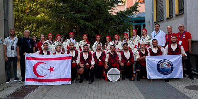 �atalk�y Esentepe Belediyesi Halk Danslar� Toplulu�u, S�rbistan’da festivale kat�ld�