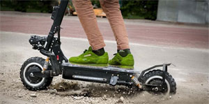 Elektrikli scooterler ve E-mopedin trafikte kullan�m�nda d�zenleme yap�ld�…
