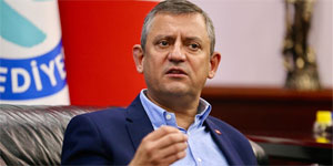 �zg�r �zel ekibi Parti Meclisi'nden istifa ediyor