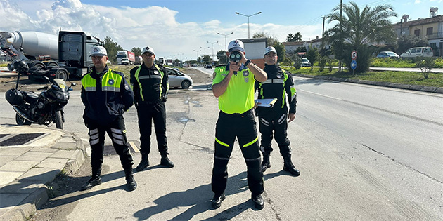 Trafik denetimlerinde 341 s�r�c� rapor edildi
