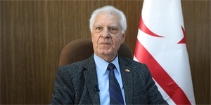 Bayar: 'EOKA ter�risttir, yapt��� eylemler ter�r eylemleridir. Kendi insan�n� bile �ld�rm��t�r'<