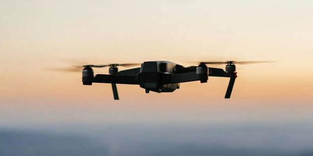 DRON YASA�I B�R AY UZADI 