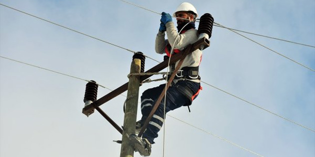 G�nyeli Canbolat ile A��kg�z sokak ve civar� pazartesi g�n� 2 saat elektriksiz kalacak