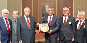 Erh�rman, KTBK Gaziler Derne�i’ni kabul etti