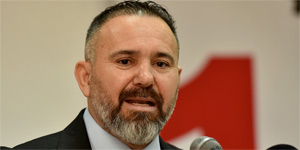 Bengihan akaryak�t zamm�n� ele�tirdi<