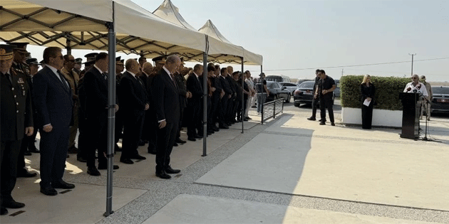 Murataa, Sandallar ve Atllar ehitleri trenle anld