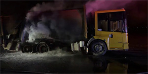 Kuzey evre Yolu’nda seyreden iki ara alev ald<