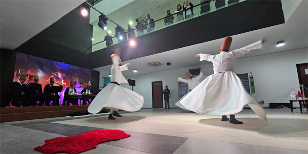 “Mevl�n�’y� Anma” etkinlikleri kapsam�nda Girne’de sema g�sterileri yap�ld�