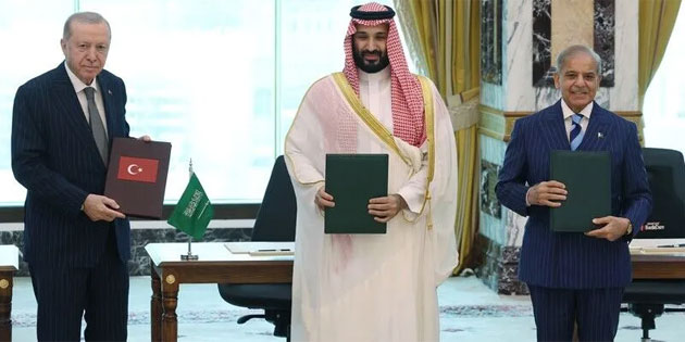 �erif, Trump'�n ifadelerinden memnuniyet duydu�unu belirtti