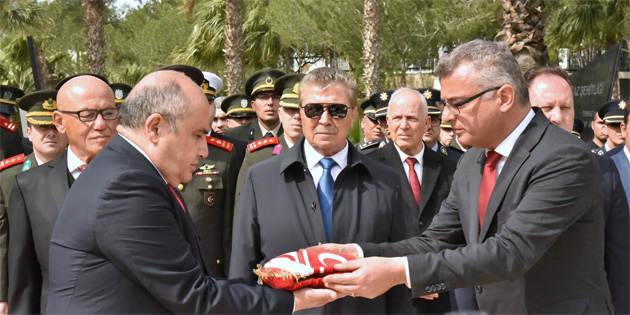 �anakkale Zaferi’nin 111’inci y�l d�n�m�nde �ehitler, Bo�az �ehitli�i’nde an�ld�