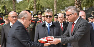 �anakkale Zaferi’nin 111’inci y�l d�n�m�nde �ehitler, Bo�az �ehitli�i’nde an�ld�