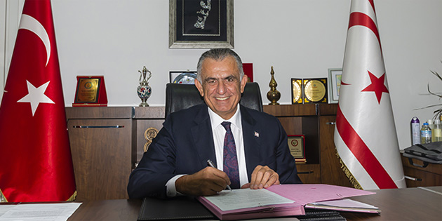 �avu�o�lu TAK’�n 52. y�l�n� kutlad�