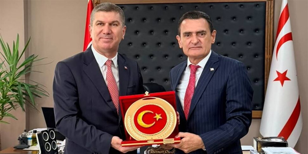 AKDEN�Z BELED�YE BA�KANLARINI A�IRLADI 