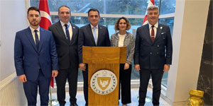 ��i�leri Bakan� O�uz �slamabad’daki b�y�kel�ilikleri ziyaret etti