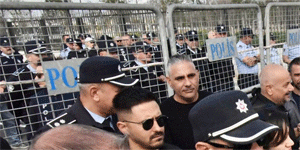 Sendikalar, grev erteleme karar�n� tan�mayacaklar�n� a��klad�