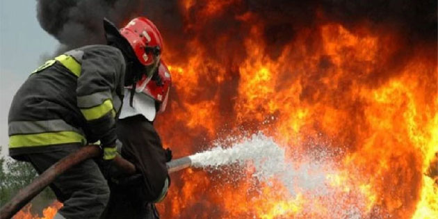 Sandalye �zerinde s�nmemi� sigara izmariti ev i�erisinde yang�na neden oldu