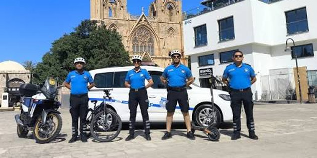 Turizm Polisi Ekipleri cinsel tacizden bir ki�iyi tutuklad�