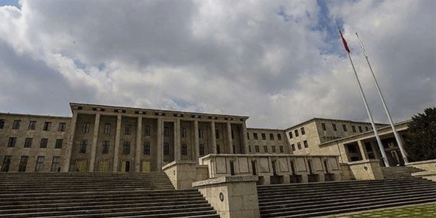 T�rkiye'de okul sald�r�lar�n�n nedenlerine ili�kin ara�t�rma komisyonu resmi gazetede